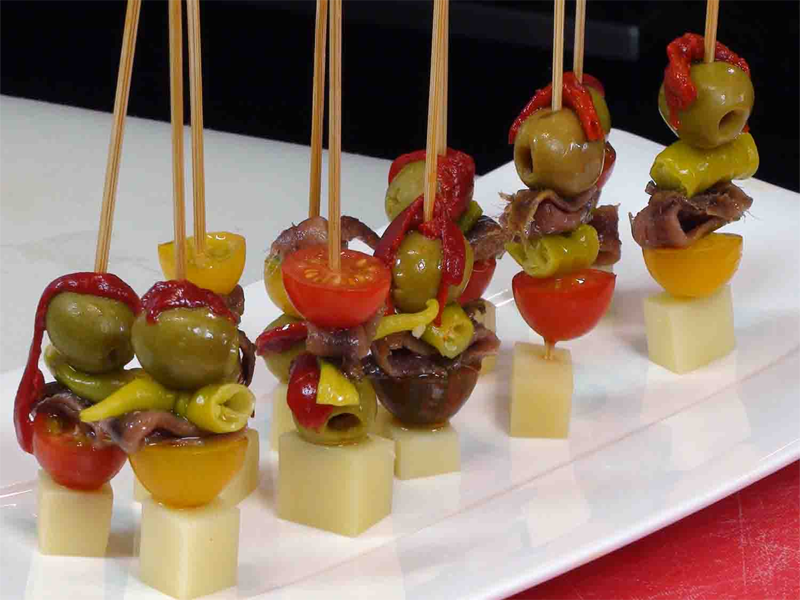 Brochettes d’anchois marinés