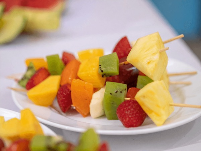 BROCHETTE DE FRUITS EXOTIQUES
