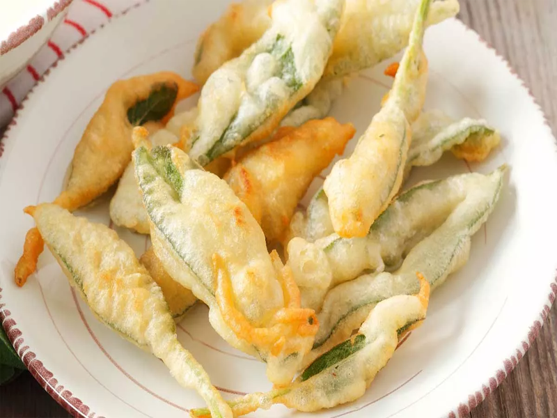 BEIGNETS DE SAUGE ET ANCHOIS