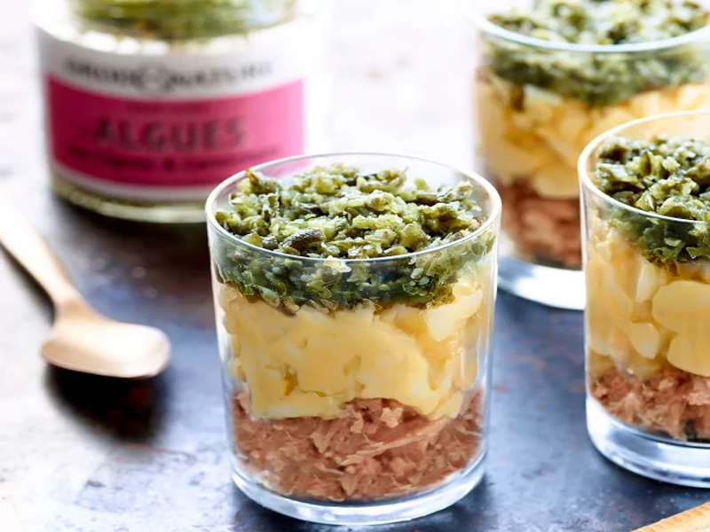 TARTARE D’ALGUES, ŒUF MIMOSA & CRÉMEUX DE THON