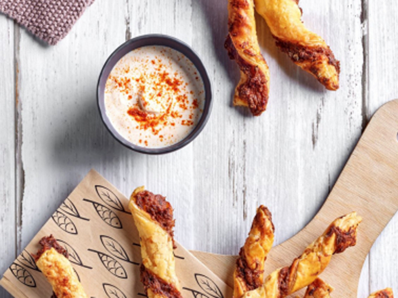 FEUILLETÉS DE HOMARD BLEU AU KARI GOSSE & CURCUMA