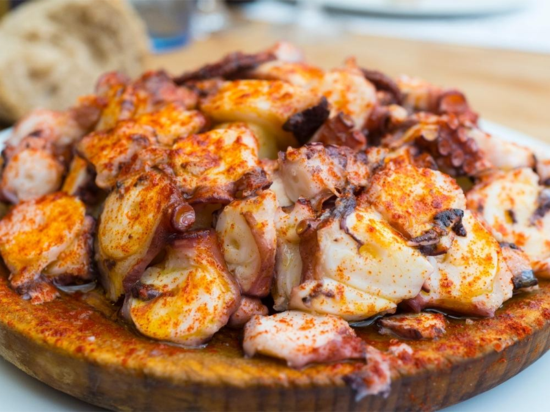 PLATEAU TAPAS POULPE COMPLET